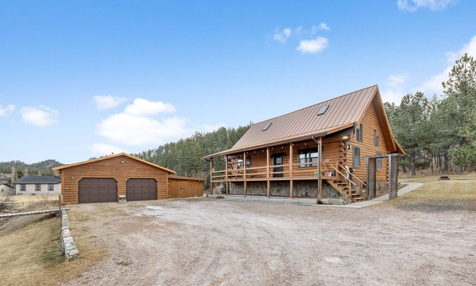 Hill City Casa | Cozy Cabin with Views
