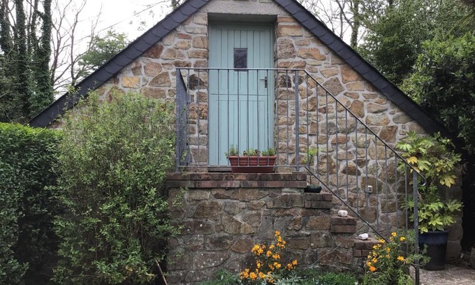 Camborne Apartamento | Cozy Camborne Studio Retreat with two single beds
