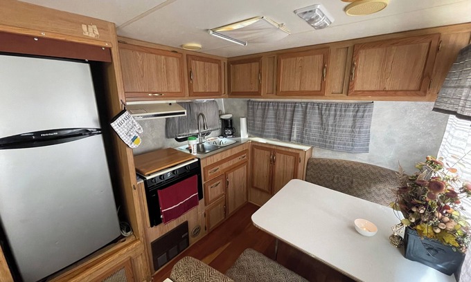 Townville Casa | Cozy Camper with AC and WiFi in Pleasant Townville
