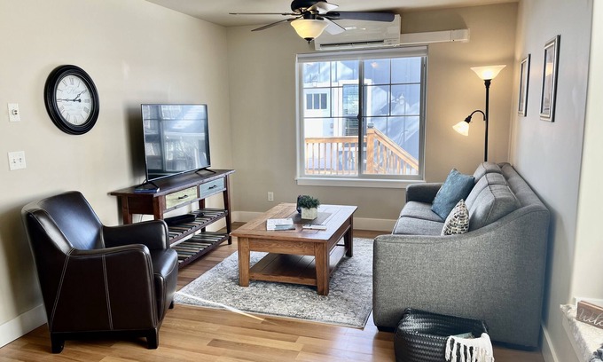 Valley West Apartamento | Cozy carriage house in Bozeman, 3 miles to downtown