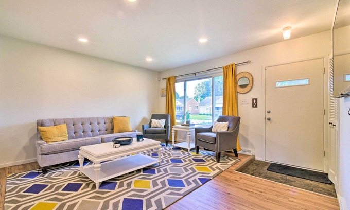 Center Line Casa | Cozy Center Line Home w/ Fenced Yard & Office