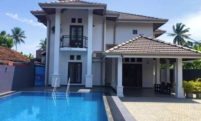 Negombo Casa | Cozy central villa within walking distance of major attractions