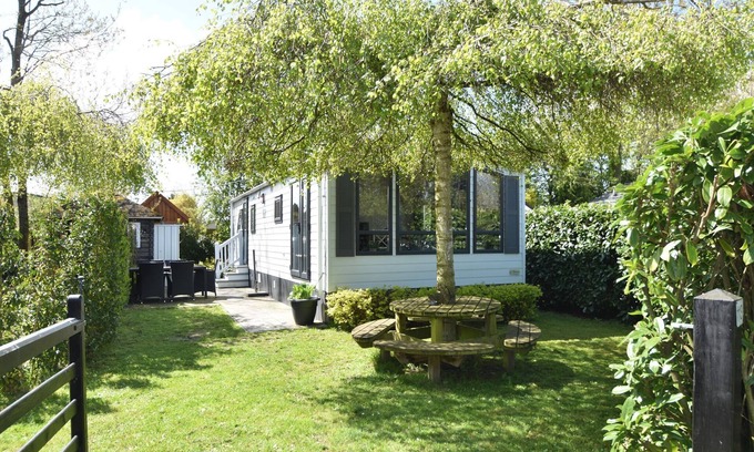 Goedereede Chalet De Esquí | Encantador chalet en Goedereede con jardín y barbacoa.