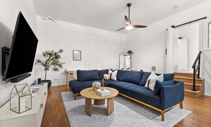 Downtown Oakland Apartamento | Cozy chic downtown Oakland condo.