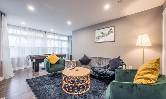 Bedford Apartamento | Cozy Chic Oasis ( 3 Bedroom)