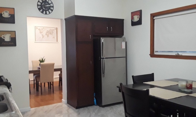 North Bergen Apartamento | Acogedor Chic Urban Enclave para su estancia grupal en NYC / NJ