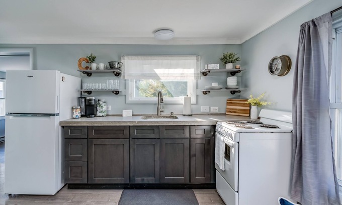 Clayton Apartamento | Cozy Clayton Village Apartment