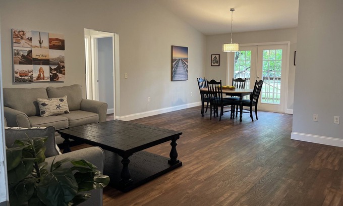 San Antonio Casa | Cozy Clean 3 bedroom Home centrally Located