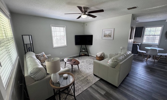 Batesville Casa | Cozy & Clean Batesville Stay Near Lyon College, Hospital, and Community Center