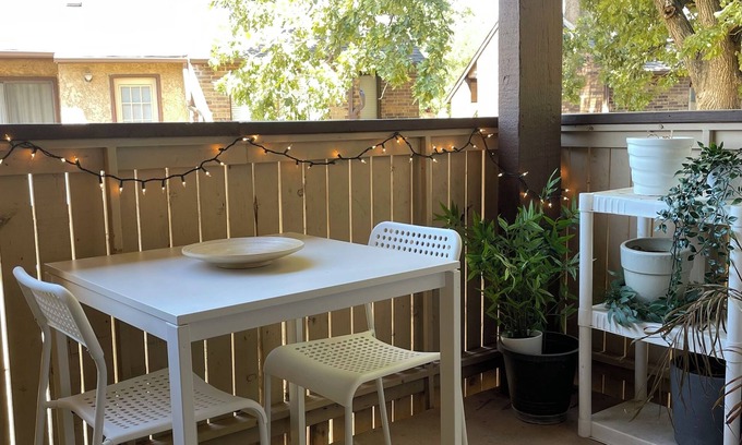 North Arlington Condominio | Cozy Clean Condo in Arlington walking distance to Stadiums