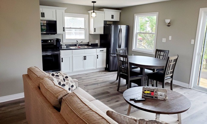 Saint-Edouard-de-Kent Cabaña | COZY COASTAL COTTAGE