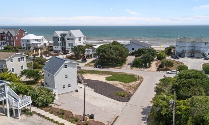 Emerald Isle Apartamento | Cozy Coastal Condo — Steps from the Beach, Newly Renovated & Perfectly Charming!
