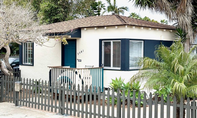 Ocean Beach Casa | Cozy Coastal Escape with A/C & Parking