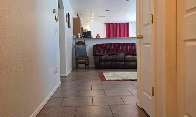 Las Cruces Casa | Experience comfort and serenity with this charming 3 bed, 2 bath country home.