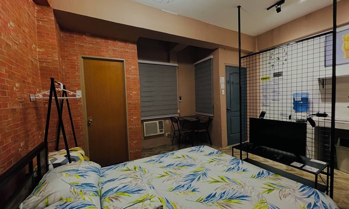 Quezon City Apartamento | COZY COMFY STAY @ JT RESIDENCES FIBER INTERNET QC NEAR FISHERMALL QUEZON AVE