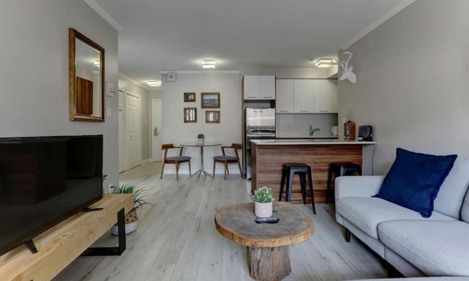 Downtown Montreal Apartamento | Cozy condo in heart of downtown Montreal