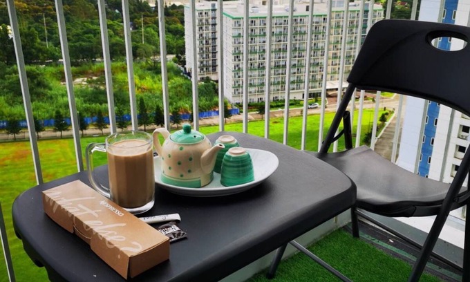 Amadeo Condominio | Cozy Condo near Skyranch Tagaytay