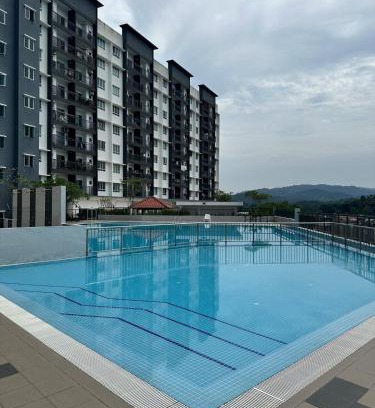 Hulu Langat Apartamento | Cozy Condo with Scenic Views near Kuala Lumpur