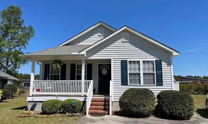 Wilmington Casa | Cozy & Conveniently located to explore Wilmington.