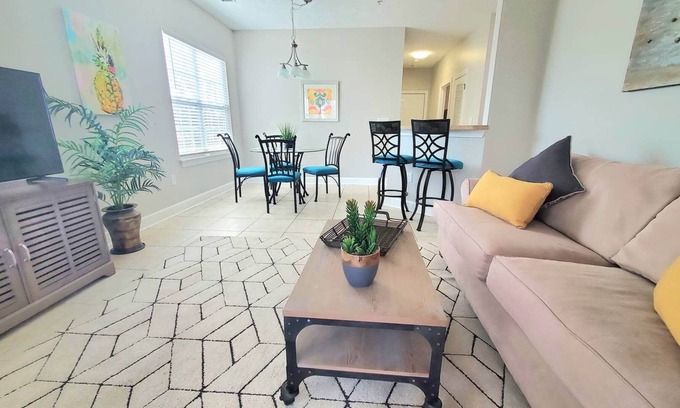 Waterford Plantation Condominio | Cozy Corner Carolina Forest - 3 bedroom Lake View
