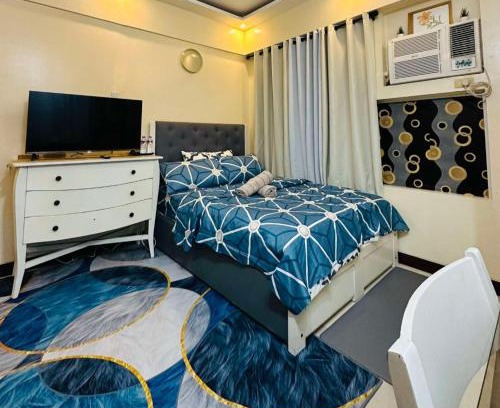 Pinagsama Hotel | Cozy Corner Haven near Venice Grand Canal Mall