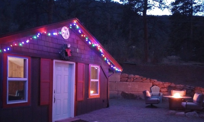 Cascade-Chipita Park Cabaña | Cozy Cottage in a Ponderosa Forest at the Base of Pikes Peak