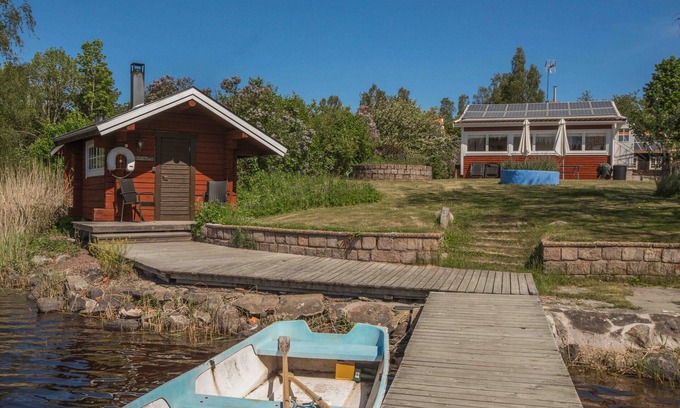 Granna Casa | Cozy cottage by the lake not far from Gränna