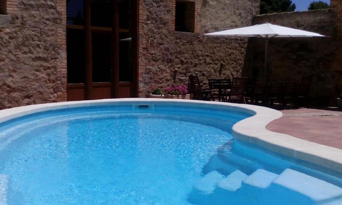 Agramunt Casa | Acogedora casa rural en Agramunt con piscina privada