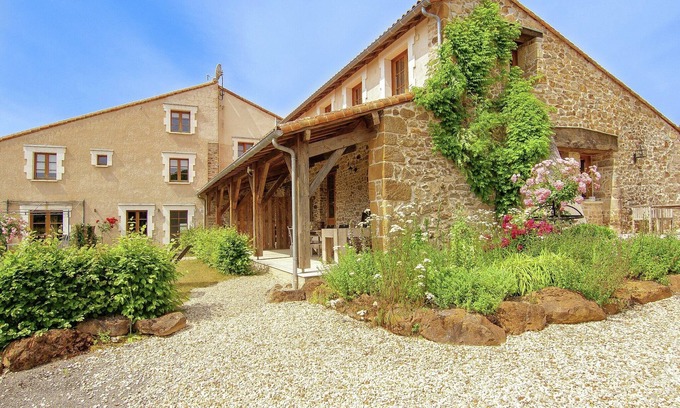 Roussines Cabaña | Acogedora Casa en Francia para Parejas