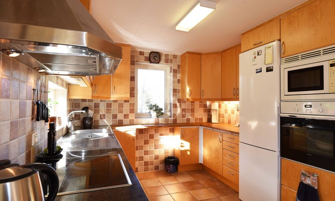 Harryda Municipality Casa | Cozy cottage with 10 beds near Landvetter | SE08045