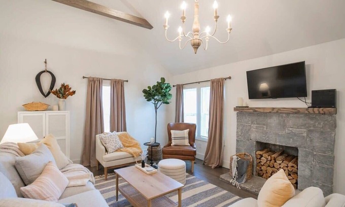 Donelson Hills Casa | Cozy Cottage Near Opryland