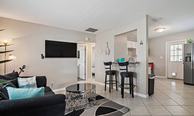 Disston Heights Casa | Cozy cottage near beach