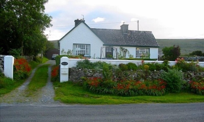 Ballyvaughan Cabaña | Acogedora cabaña en la bahía de Galway con fabulosas vistas al mar y Burren
