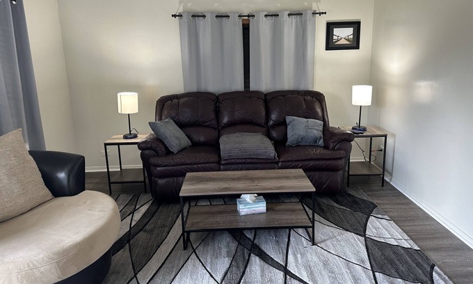 Frankfort Casa | Cozy Cottage