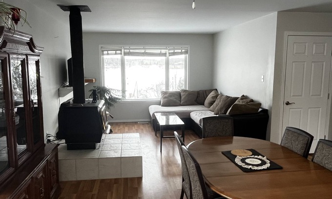 Nipawin Casa | Cozy Country Living