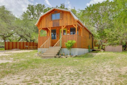 Concan Casa | Cozy Couples Cabin Retreat in Concan!