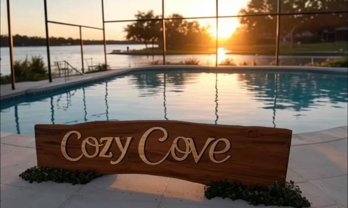 Crescent Lakes Casa | Cozy Cove by Disney Universal Pool Home