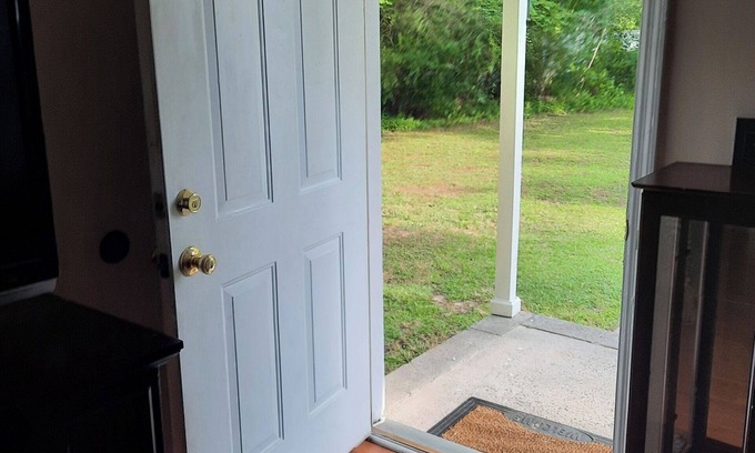 New Bern Casa | Cozy, Cute, and Peaceful!