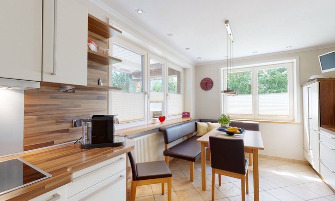 Borkum Casa | Cozy deluxe vacation home with terrace, garden, parking space and sauna