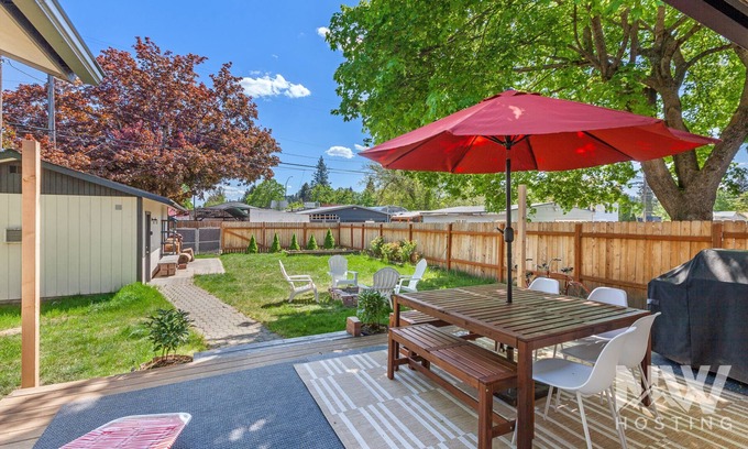 Coeur d'Alene Casa | Cozy Downtown Bungalow—Fire Pit, Spacious Deck, Fenced Yard & Walk to Local Dining, Bars & Shops!