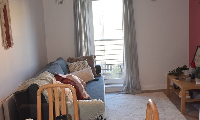 The Liberties Apartamento | Cozy Dublin City Apt near Guinness Storehouse and Temple Bar