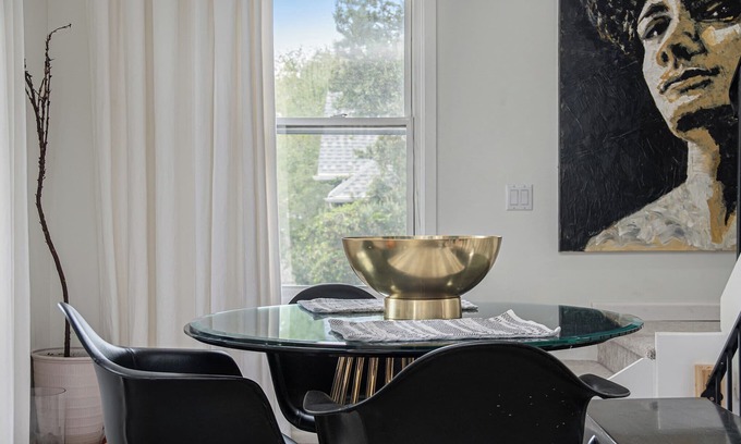 Dundee-Happy Hollow Historic District Apartamento | Cozy Dundee Loft, Near Dining & City Attractions!
