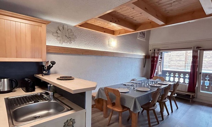 Les Gets Apartamento | Les Gets - Dúplex acogedor para 7 con balcón cerca del centro y pistas