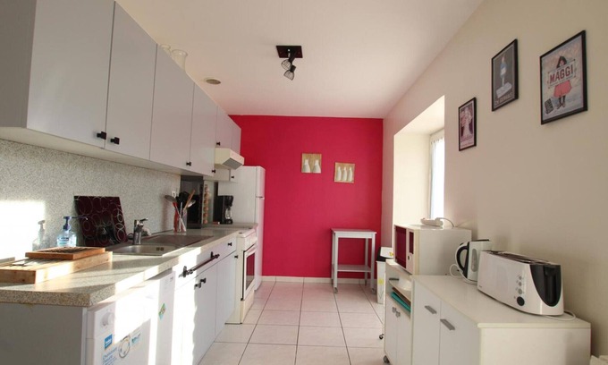 Angoville-sur-Ay Cabaña | Casa acogedora entre mar y campo con terraza y jardín