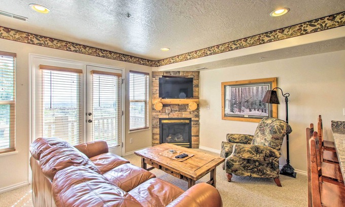 Eden Condominio | Cozy Eden Condo Retreat < 6 Mi to Ski Resort!