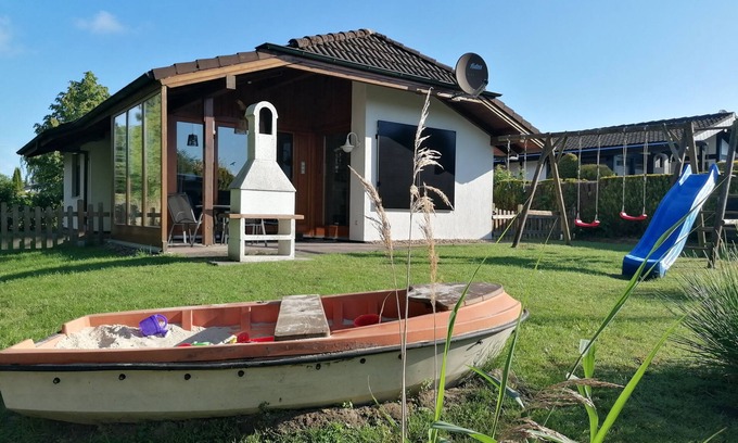 Nordseebad Burhave Casa | Acogedora casa de vacaciones familiar con wifi, bicicletas y una cuna