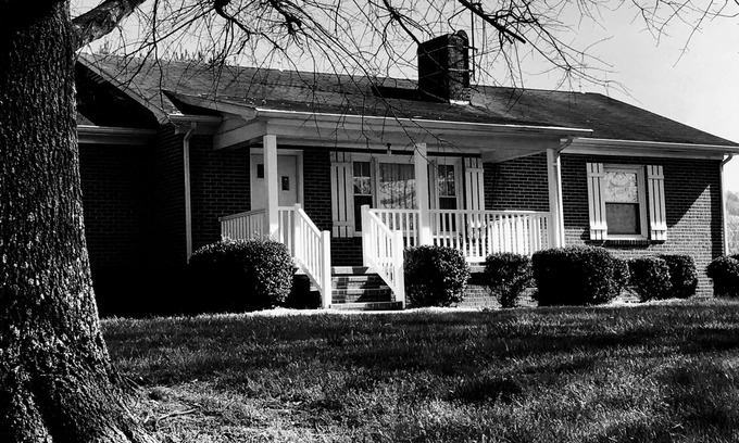 Wilkesboro Casa | Acogedora granja cerca del Country Club, MerleFest y Apple Festival