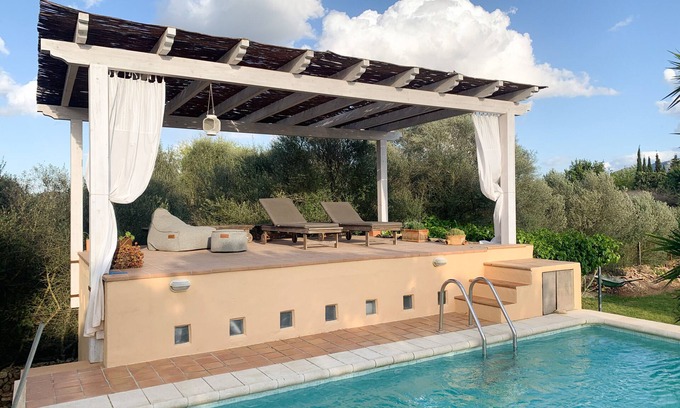 Algaida Casa | Acogedora finca con piscina y clima, zona tranquila.