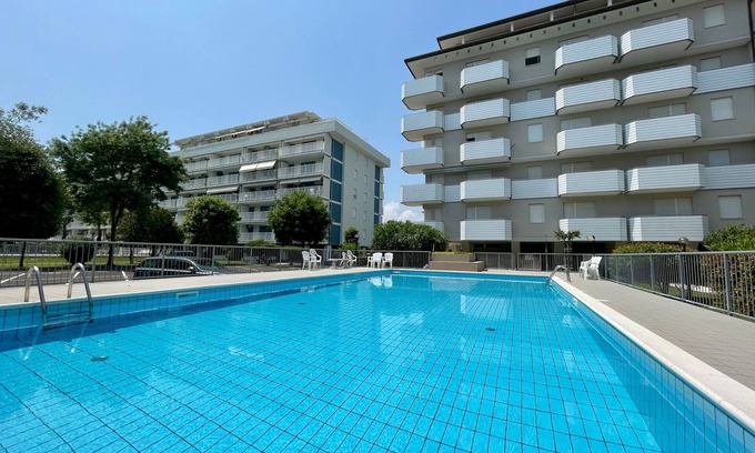 Porto Santa Margherita Apartamento | Acogedor piso en residencia con piscina compartida