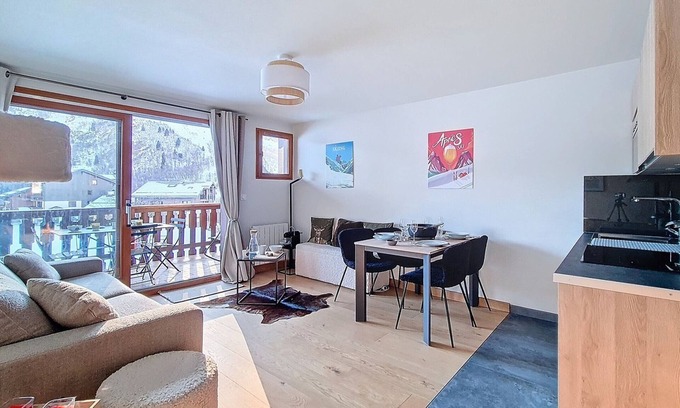 Saint-Martin-de-Belleville Apartamento | Cozy apartment with mezzanine and balcony, ski-in/ski-out, Wi-Fi included
